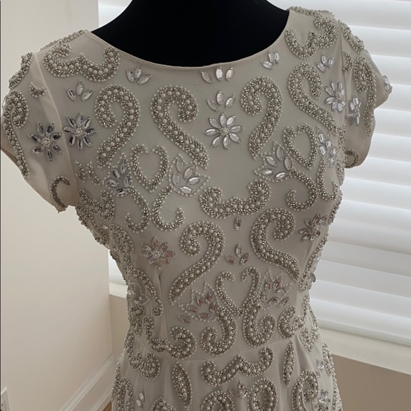 Dress - Picture 2 of 6